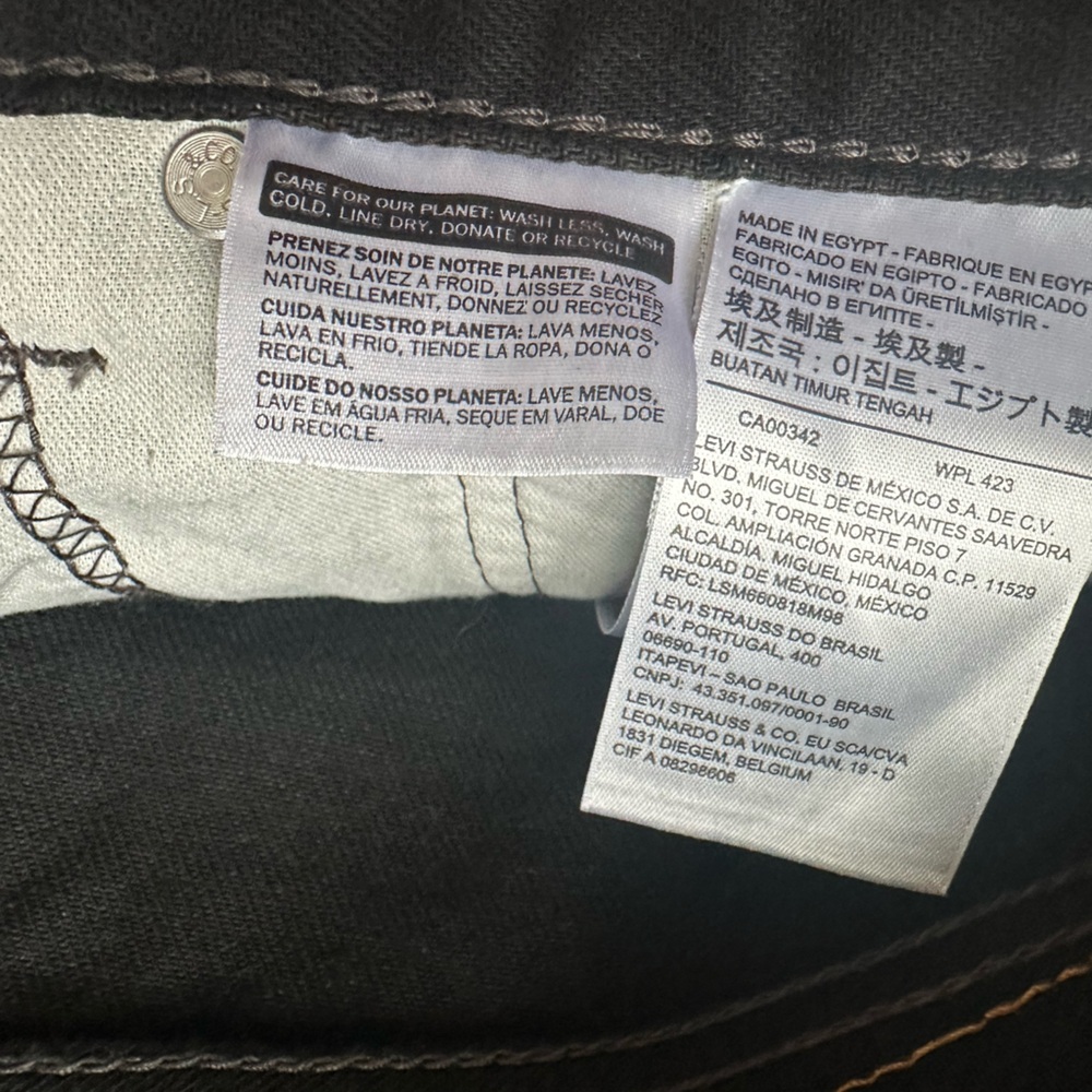 Levi's 505 Regular Fit Men's Black Jeans Size 36x32 Classic Straight‎ Leg Denim - Picture 8 of 12
